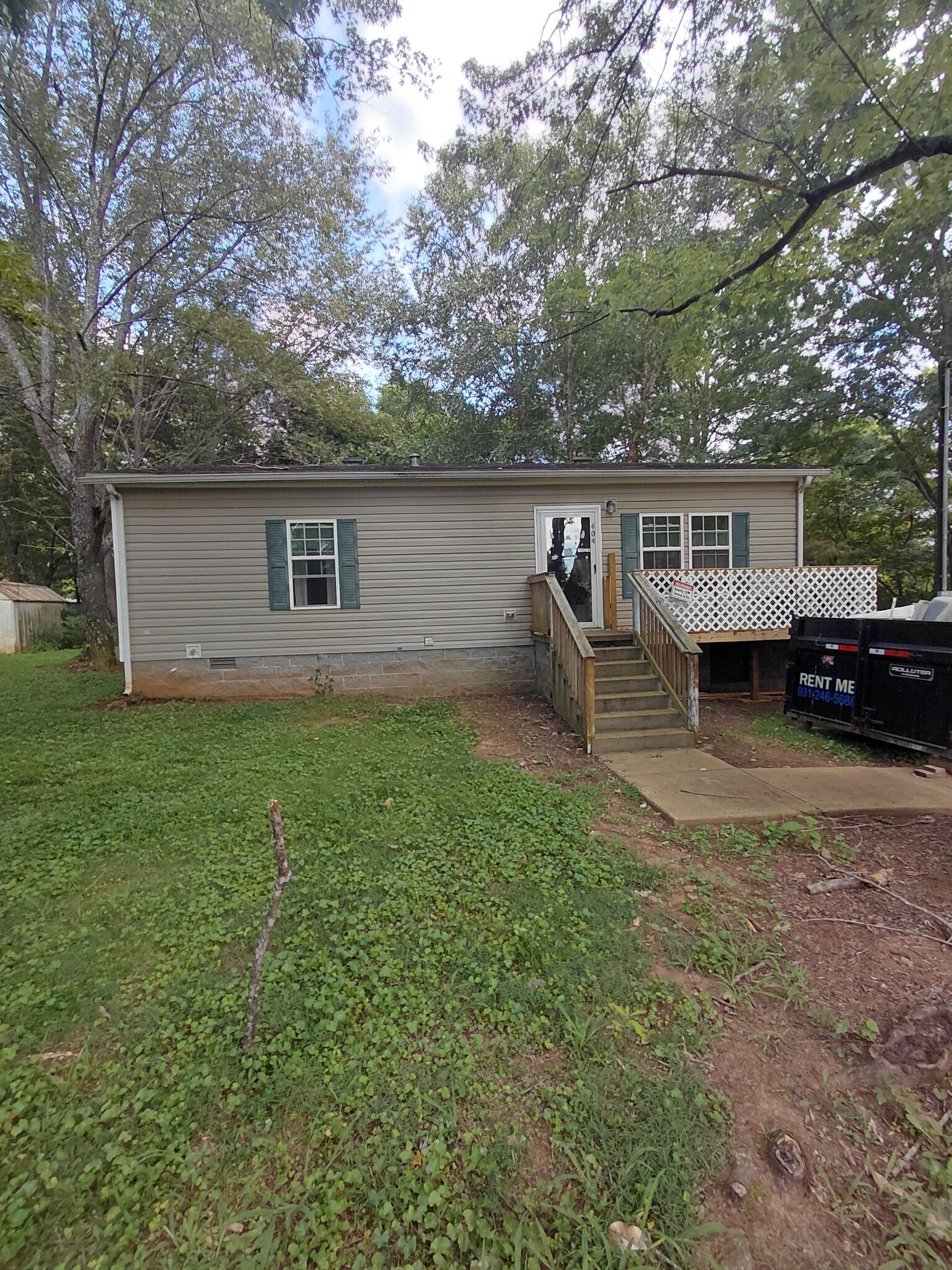Property Photo:  404 Lawrence Ave  TN 37034 