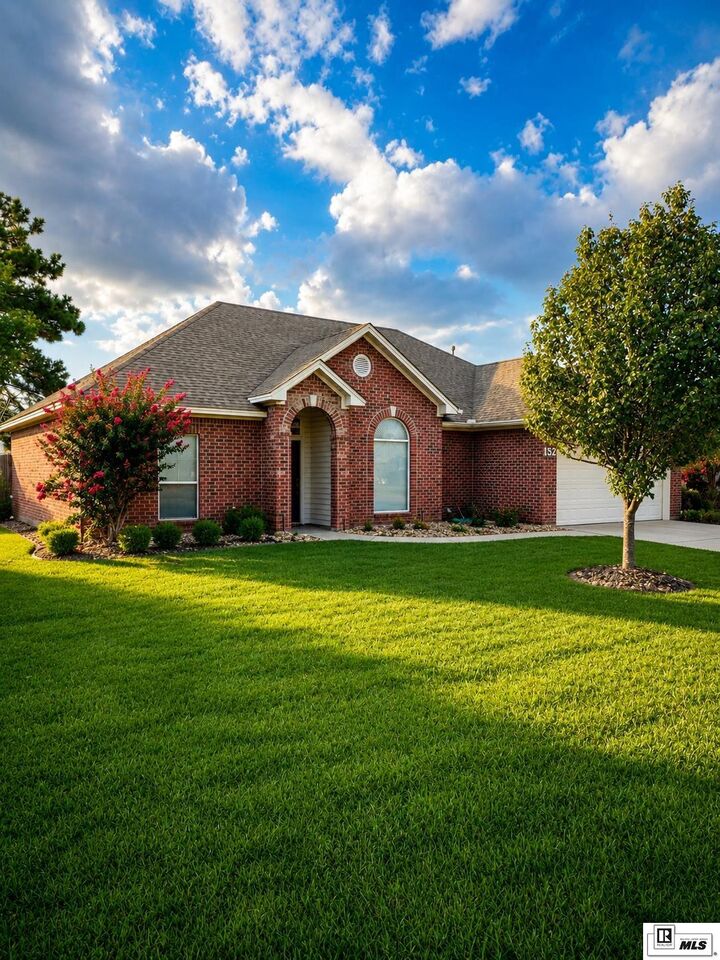 Property Photo: 137 Watson Circle LA 71291