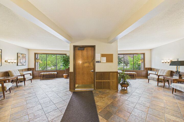 Property Photo:  2200 Nevada Avenue S 321  MN 55426 
