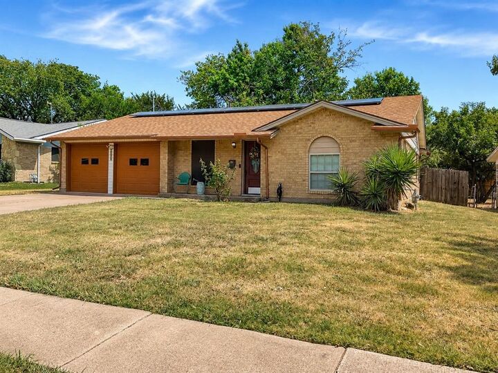Property Photo:  3122 Lark Lane  TX 75062 