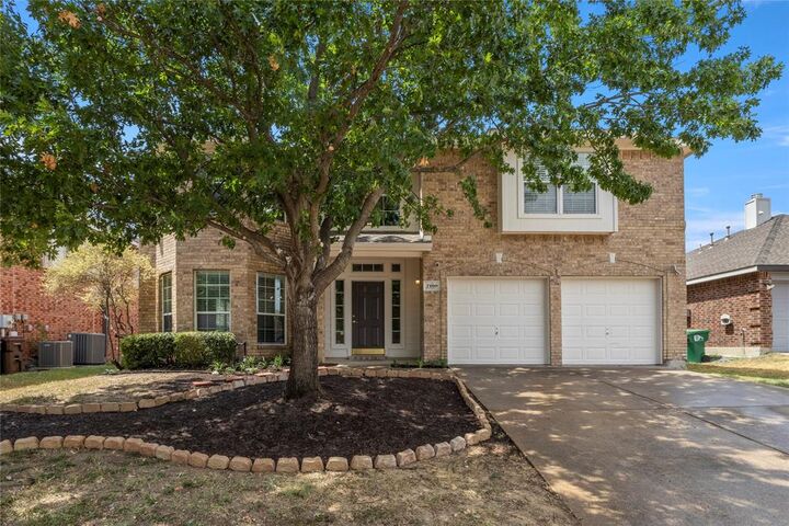 Property Photo: 7100 Livingston Drive TX 76210