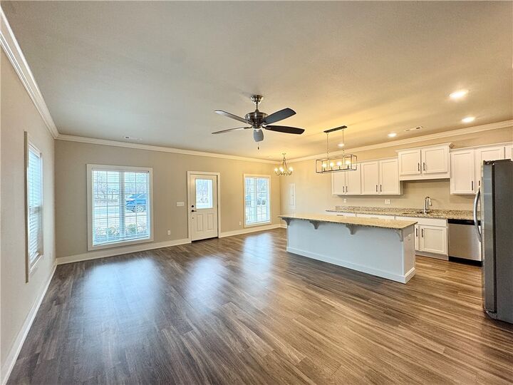 Property Photo: 1011 NE Heights Lane AR 72712