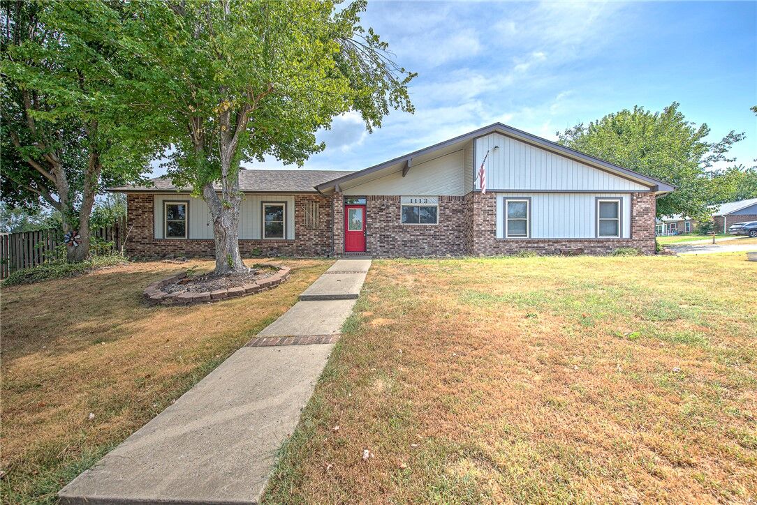 Property Photo: 1113 28th Street AR 72758