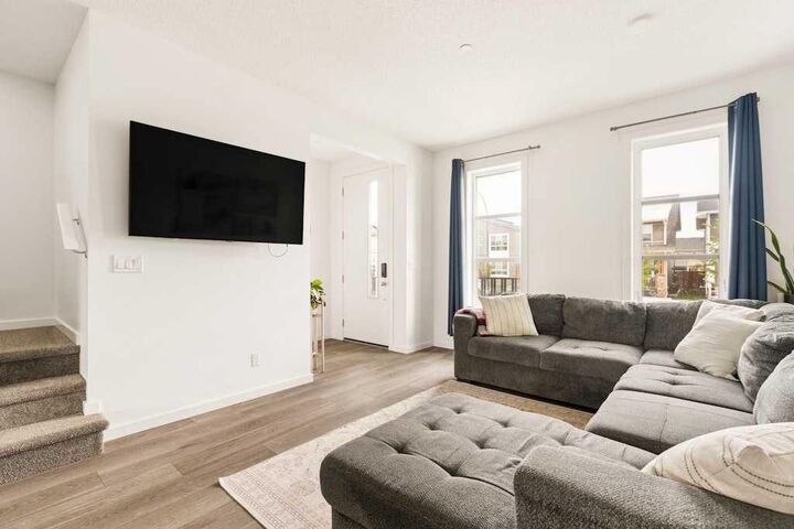 Property Photo:  39 Howse Rise NE  AB T3P 1L3 