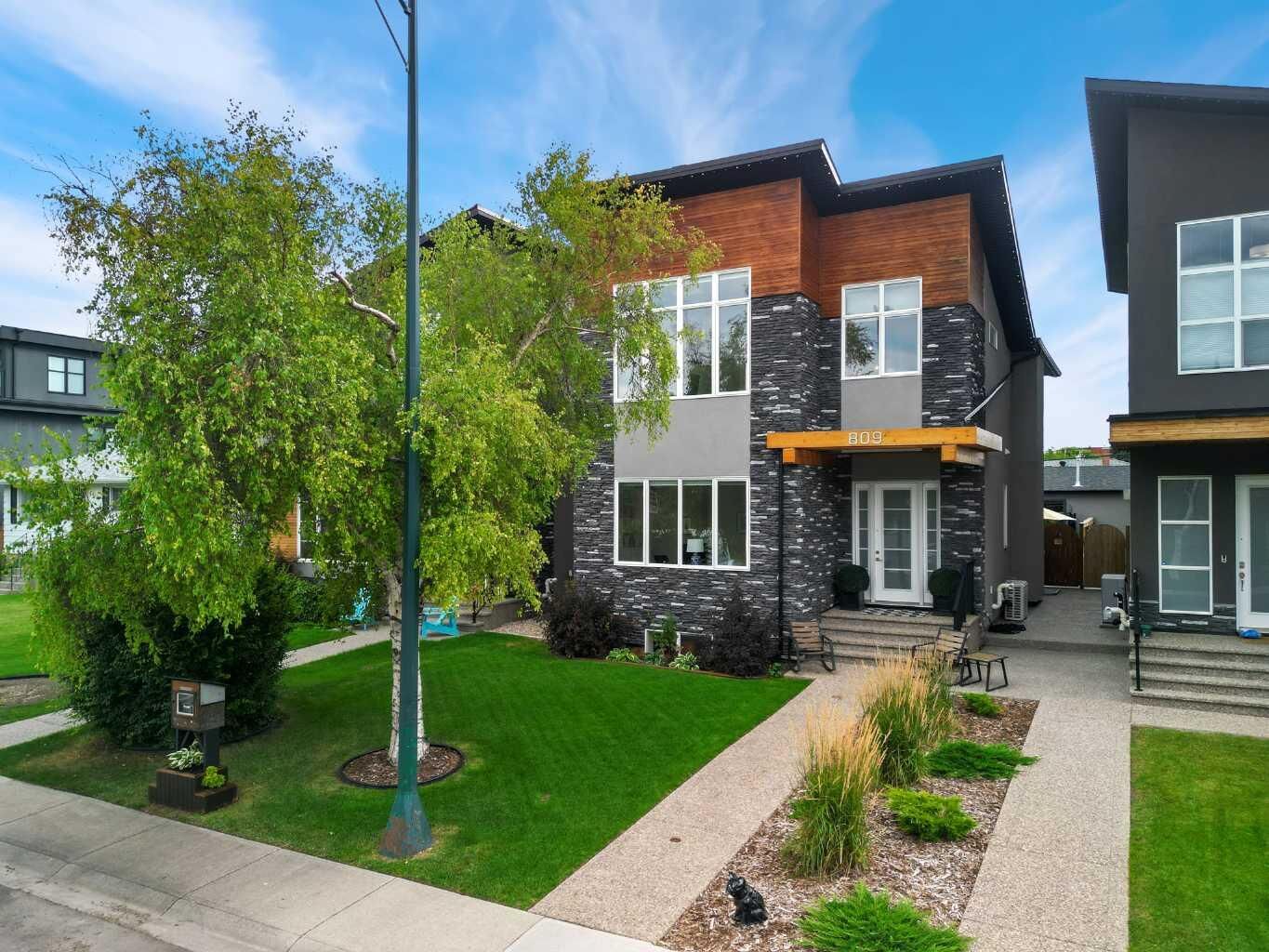 Property Photo: 809 20A Avenue NE AB T2E 1S1