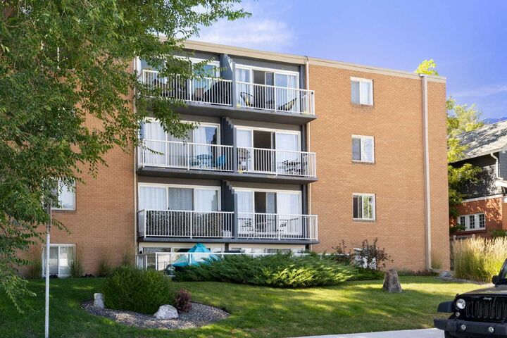 2515 14A Street SW 401 — photo 1