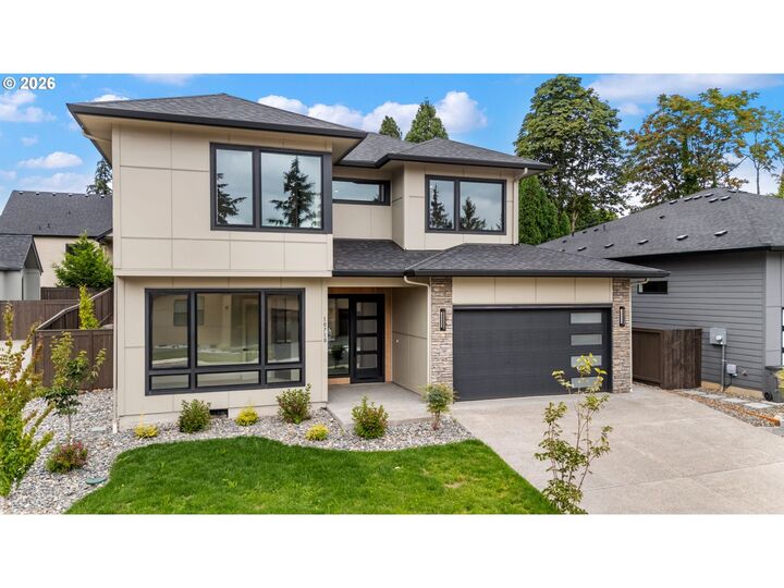 Property Photo:  10710 SE 13th Cir  WA 98664 
