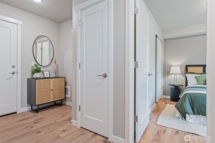 Property Photo: 14424 Madison Way J2 WA 98087