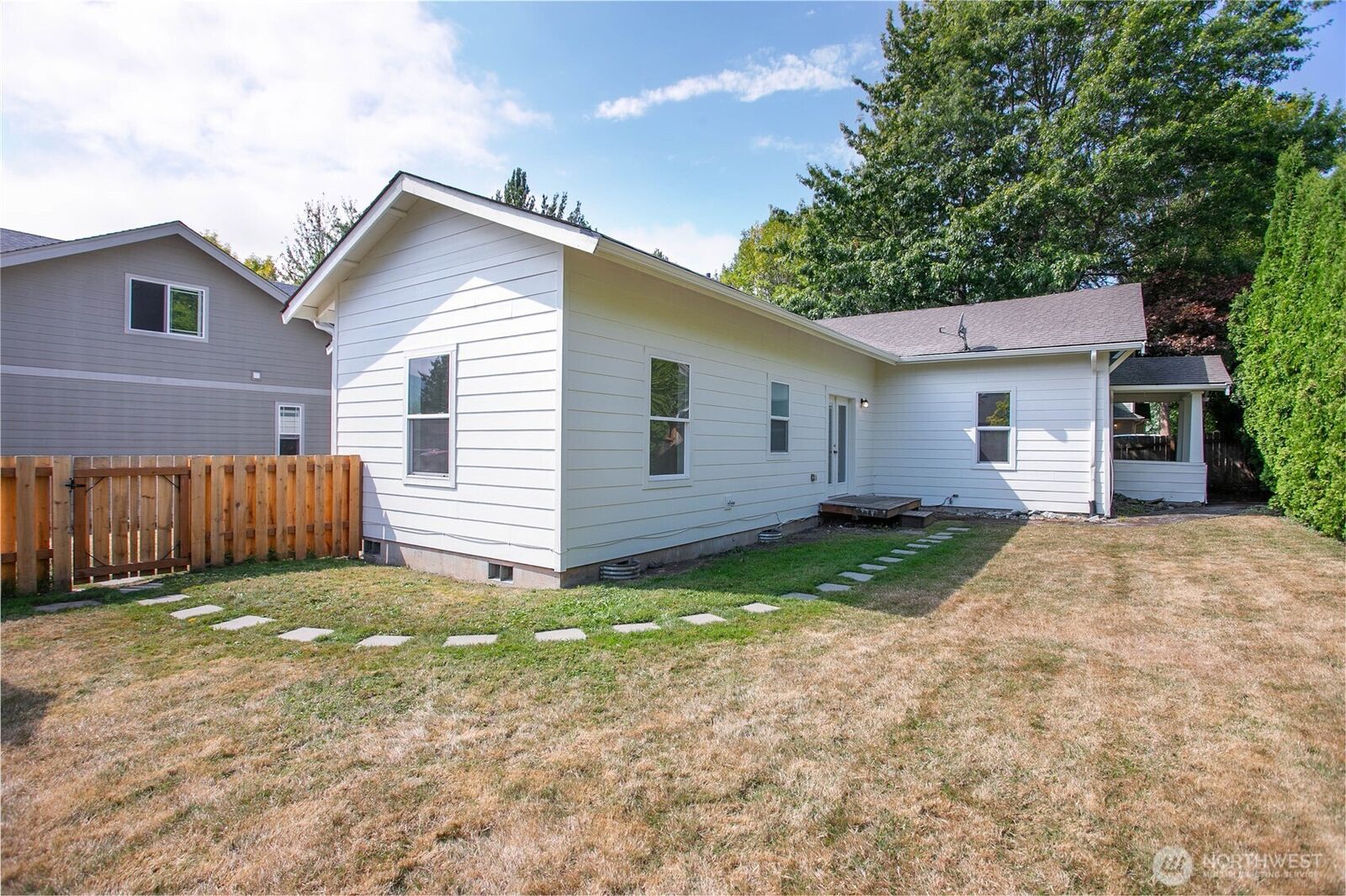 Property Photo: 2140 Harris Avenue WA 98225