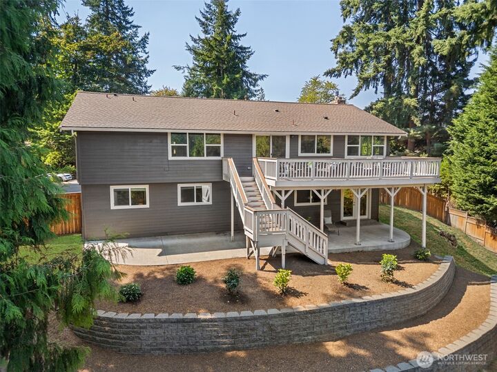 Property Photo:  1618  5th Place  WA 98033 
