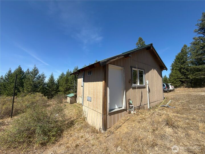 Property Photo:  168  Darkmoon Way  WA 98859 