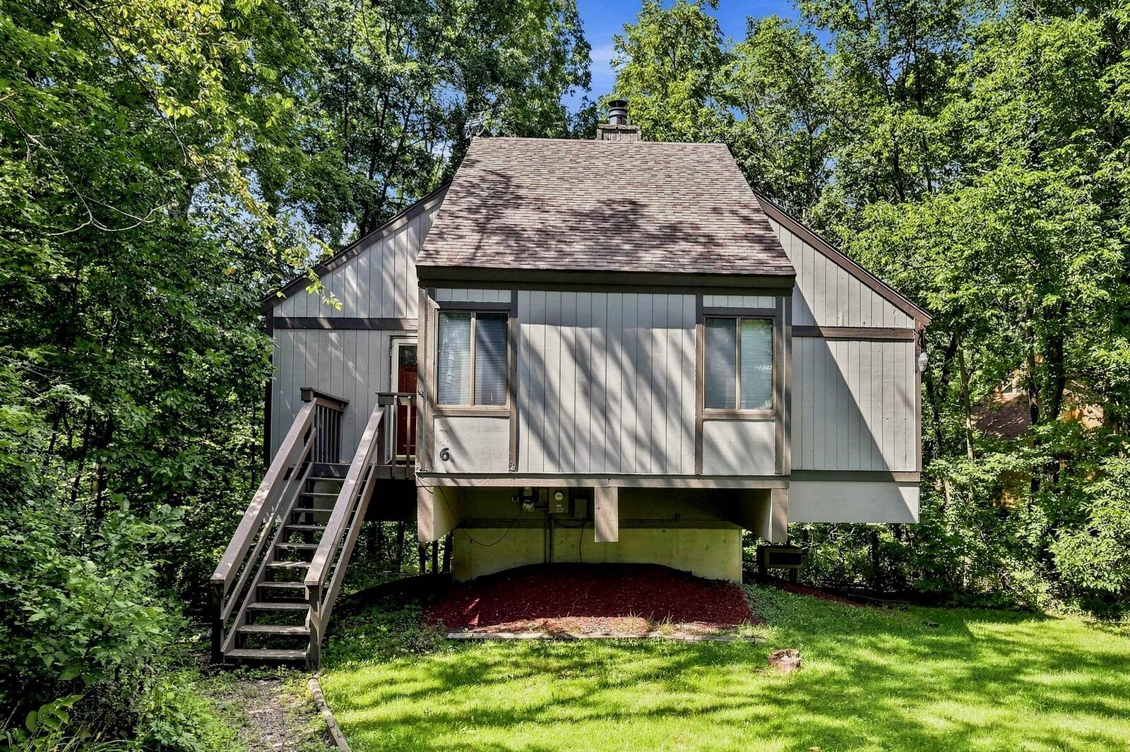 Property Photo:  6 Lookout Trace  IL 61036 
