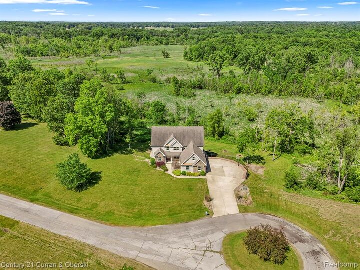 Property Photo:  2732 Carric Court  MI 49201 