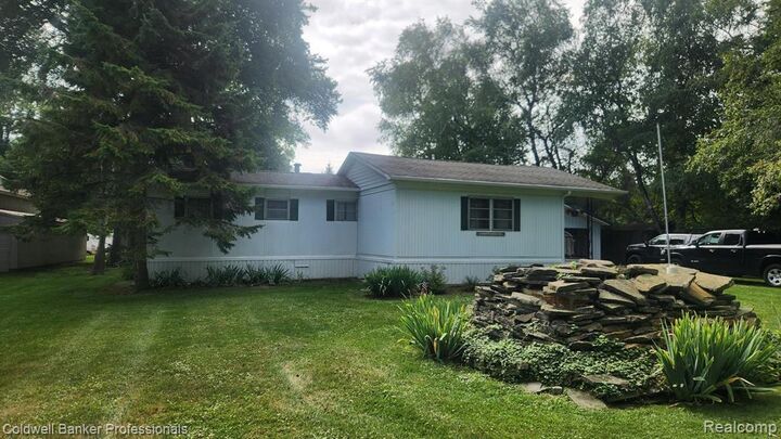Property Photo:  3300 Pointe Aux Barques Road  MI 48467 