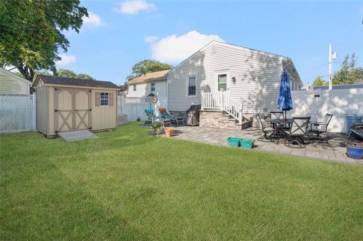 Property Photo:  18 Pine Street  RI 02911 
