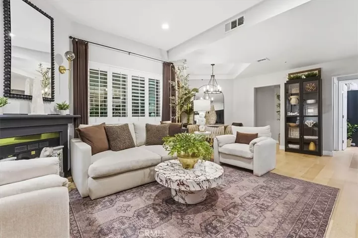 Property Photo:  7236 Amigo  CA 91335 