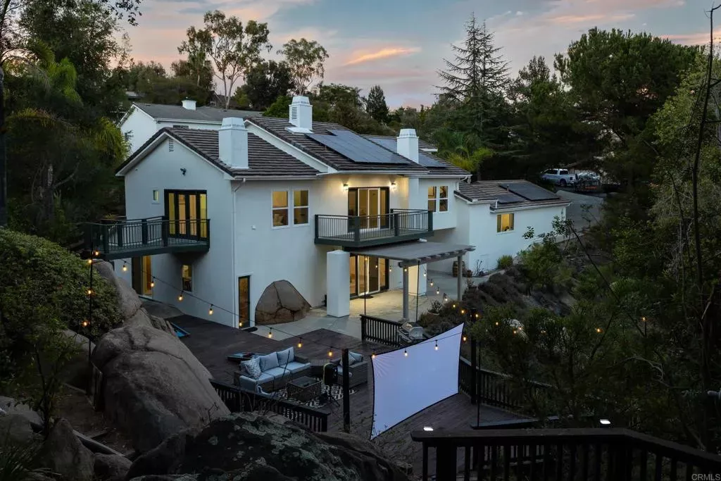 Property Photo:  28320 Kettering Ln  CA 92026 