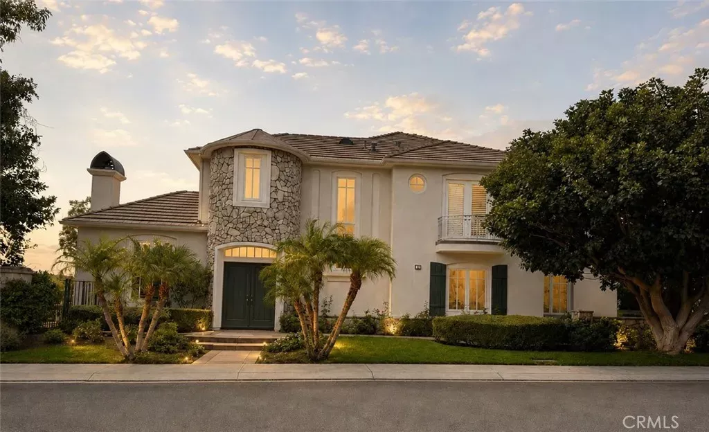 Property Photo:  19 Rosana  CA 92679 