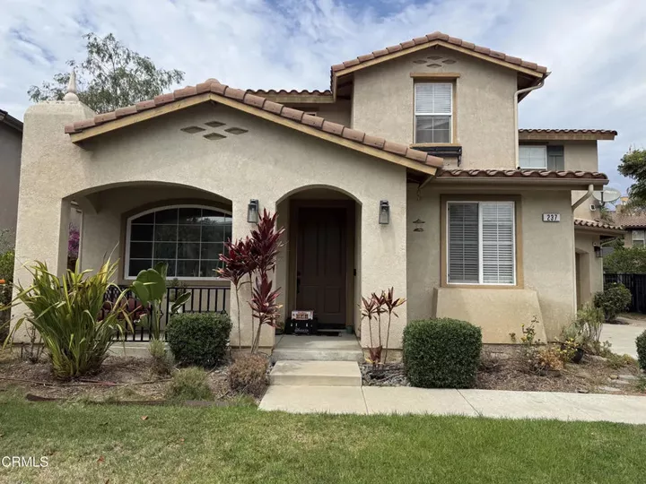 Property Photo:  237 Trellis Place  CA 93012 