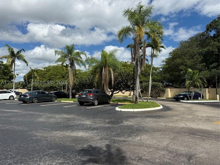 Property Photo:  13100 SW 92 Av A-Ph10  FL 33176 