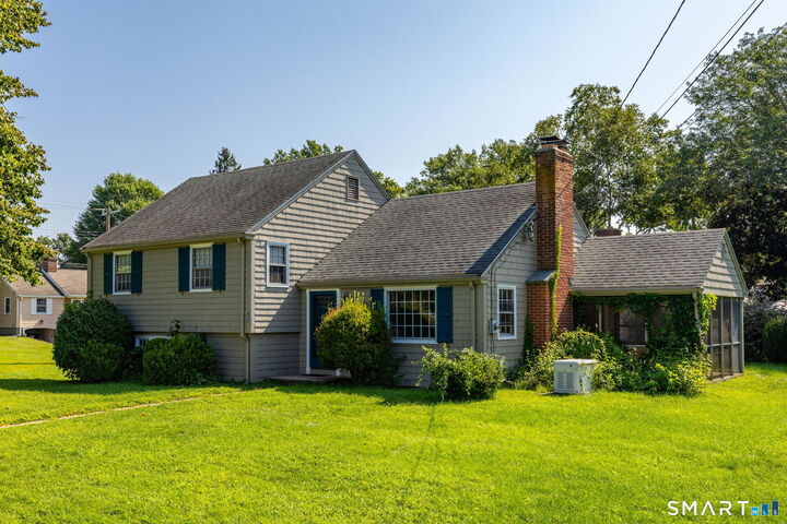 Property Photo:  8 Old Pewter Lane  CT 06109 