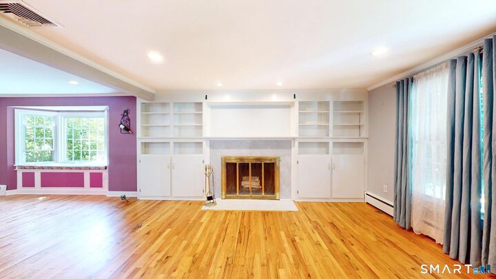 Property Photo:  2 Old Well Court  CT 06855 