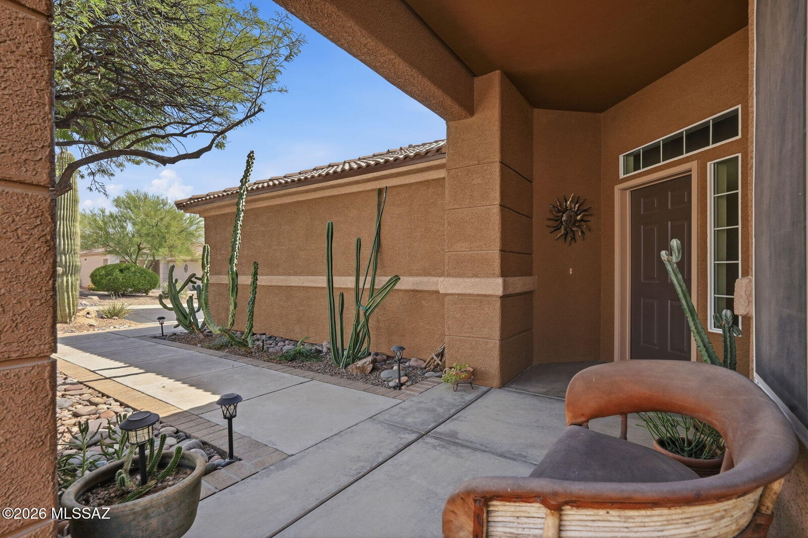 Property Photo: 13637 N Gold Cholla Place AZ 85658