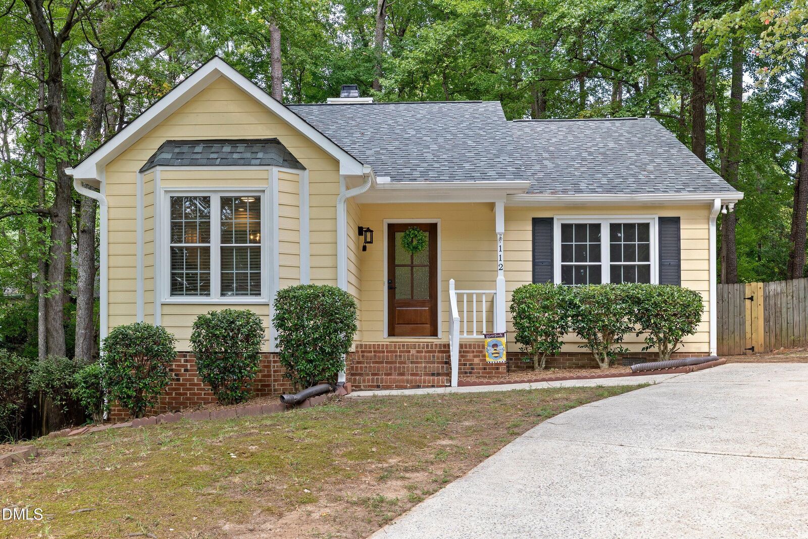 Property Photo:  112 Marshfield Place  NC 27513 