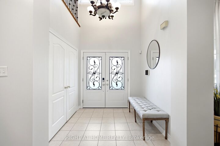 Property Photo: 1427 Aldergrove Court ON L1K 2Y4