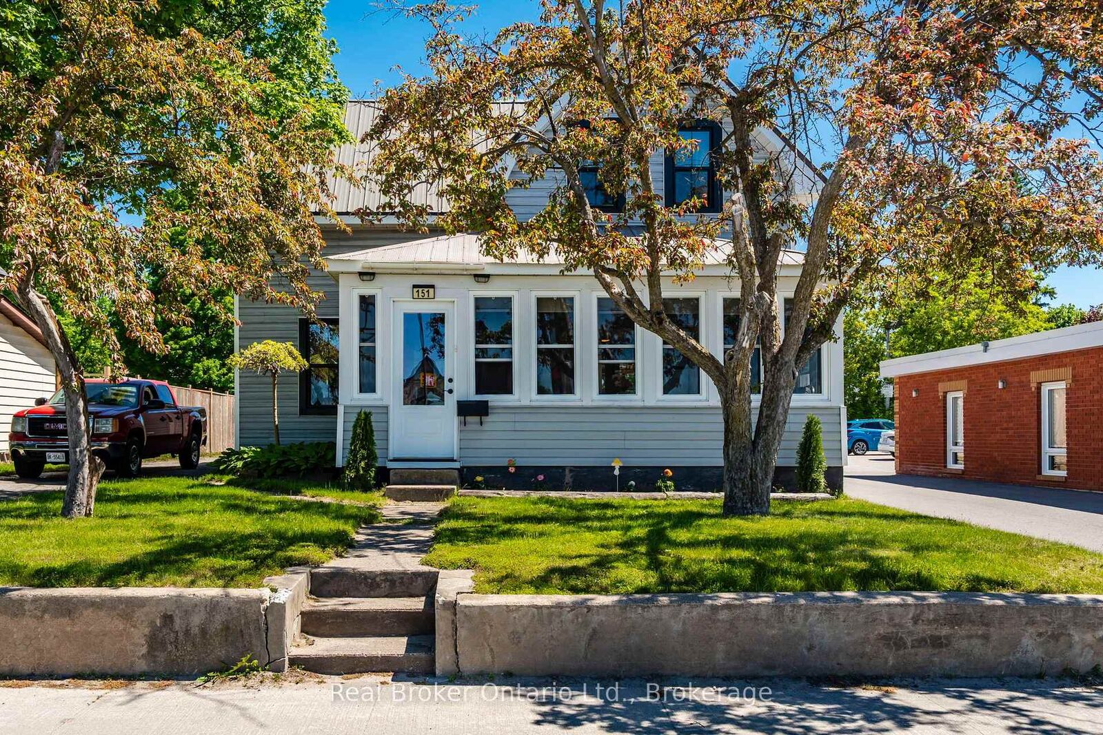 Property Photo: 151 Main Street ON L9M 1L7