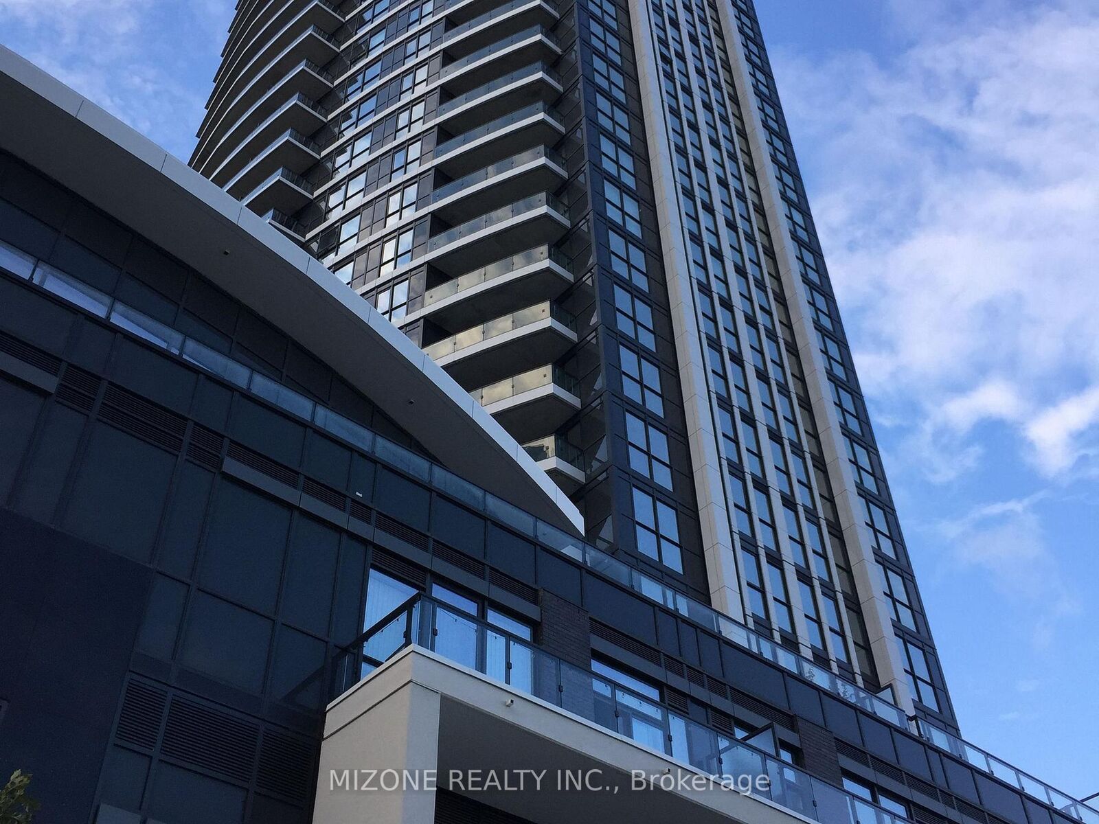 Property Photo:  35 Watergarden Drive 220  ON L5R 0G8 