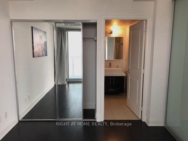 Property Photo: 65 St Mary Street 3004 ON M5S 0A6