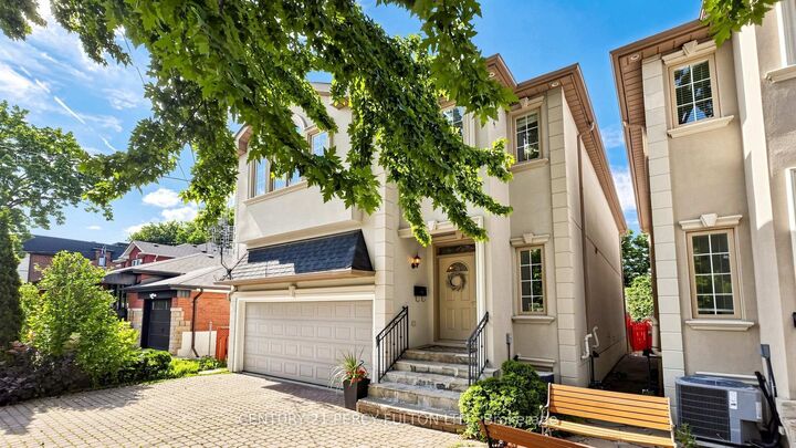 Property Photo: 372B Hounslow Avenue ON M2R 1H6