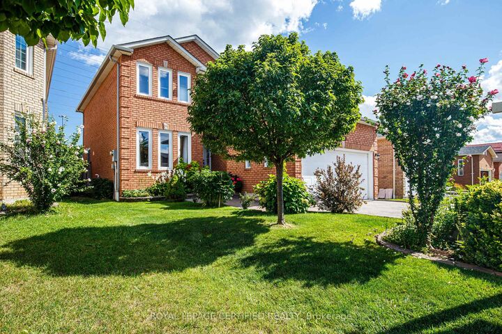Property Photo: 1448 Rose Haven Road ON L5V 1H1