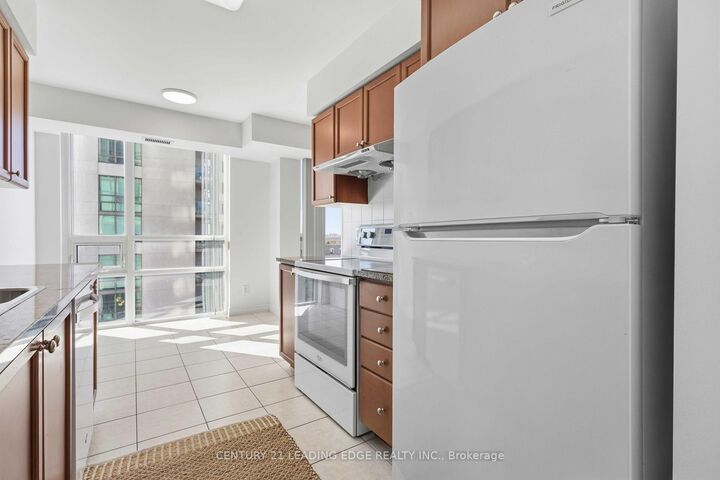 Property Photo: 88 Grangeway Avenue 1109 ON M1H 0A2