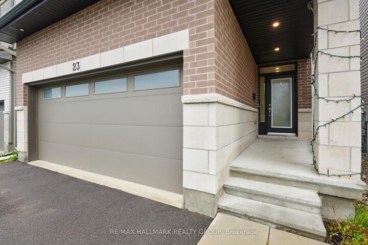 Property Photo:  23 Peony Lane  ON K4M 0M3 