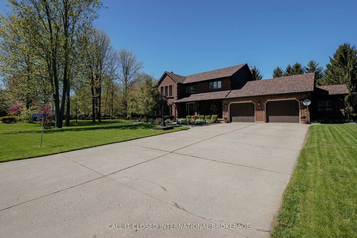 Property Photo:  39833 Shady Lane Crescent  ON N0L 2K0 