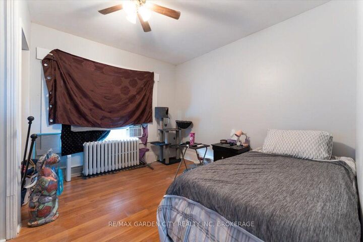 Property Photo: 43 York Street ON L2R 6C2