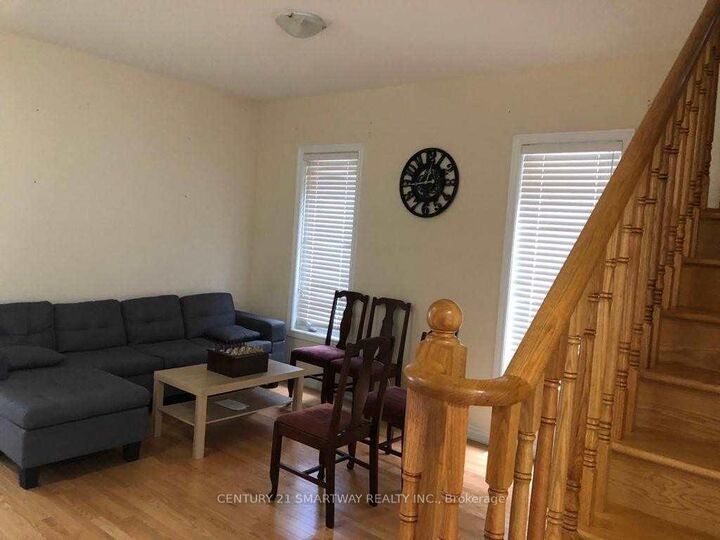 Property Photo:  90 Country Ridge Court N  ON L6P 3S2 
