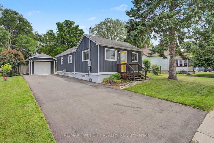 Property Photo:  61 Maud Street  ON N4S 3Y5 