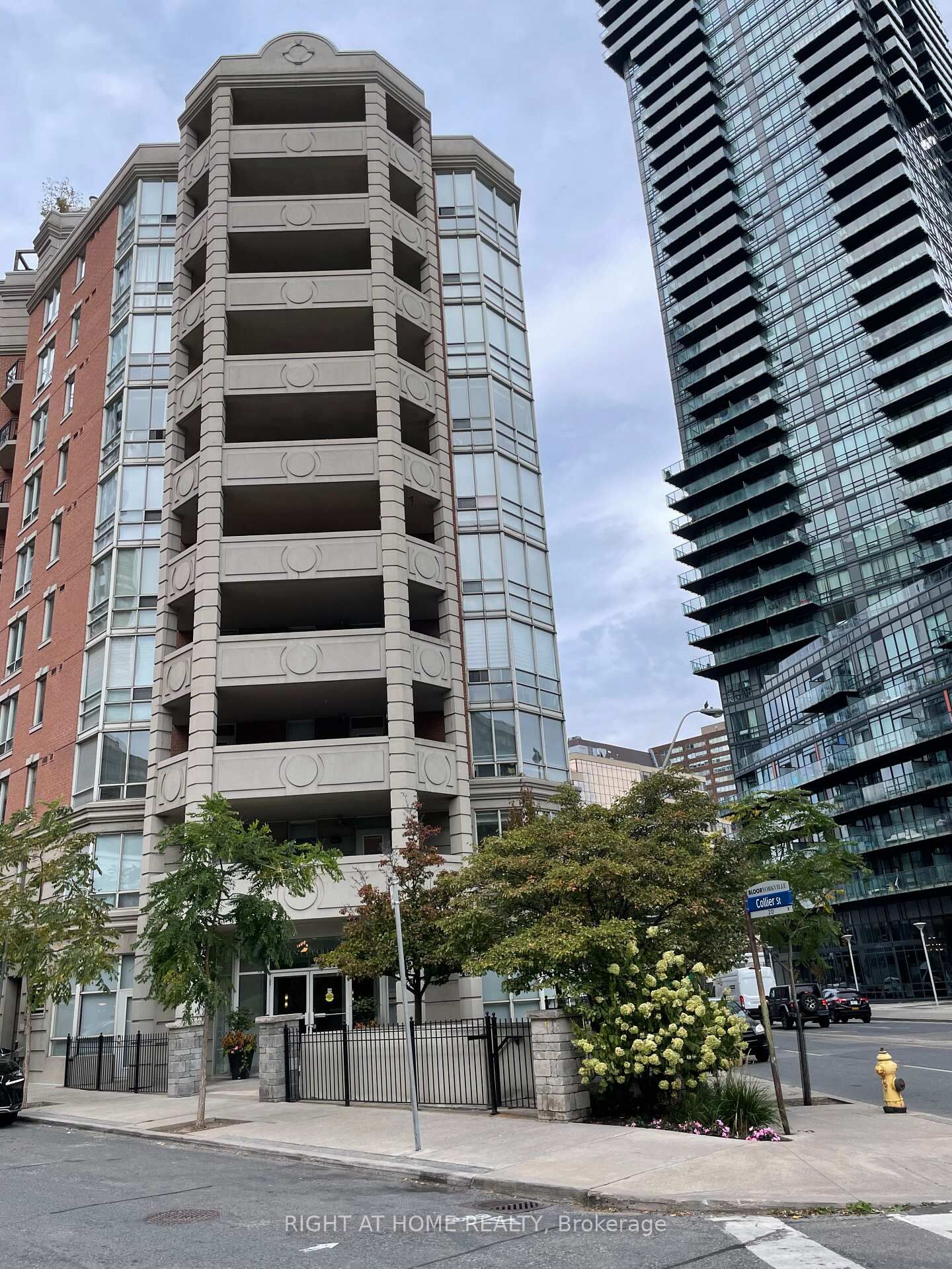Property Photo:  20 Collier Street 407  ON M4W 3Y4 