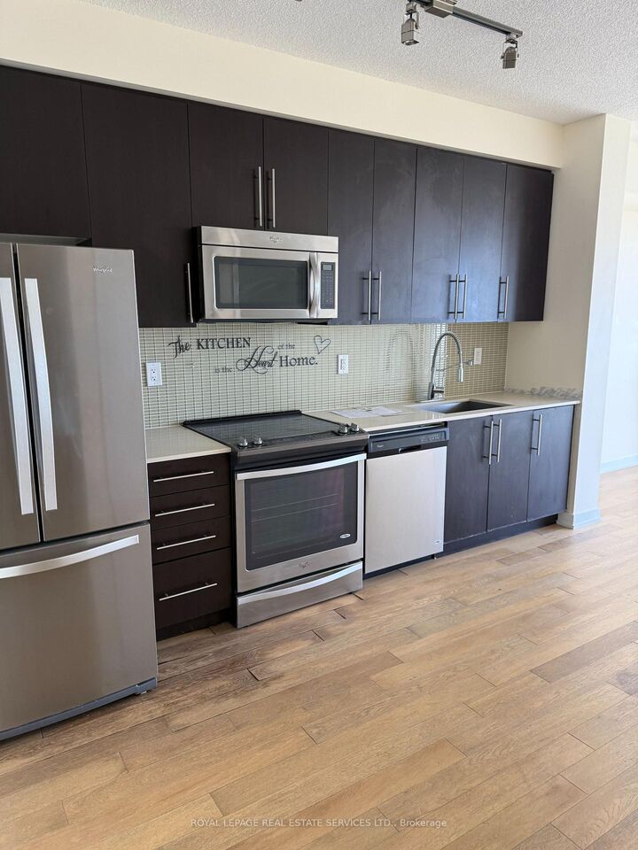 Property Photo: 4011 Brickstone Mews 3308 ON L5B 0G3