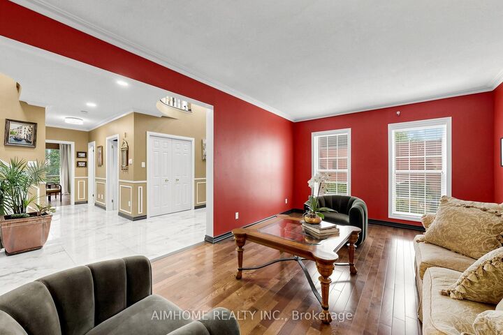 Property Photo: 93 Clarinda Drive ON M2K 2V2