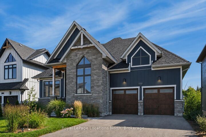 Property Photo:  172 Springside Crescent  ON L9Y 5L3 