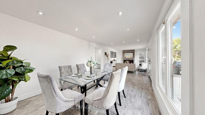 Property Photo:  285 Bronte Road  ON L6L 3C5 