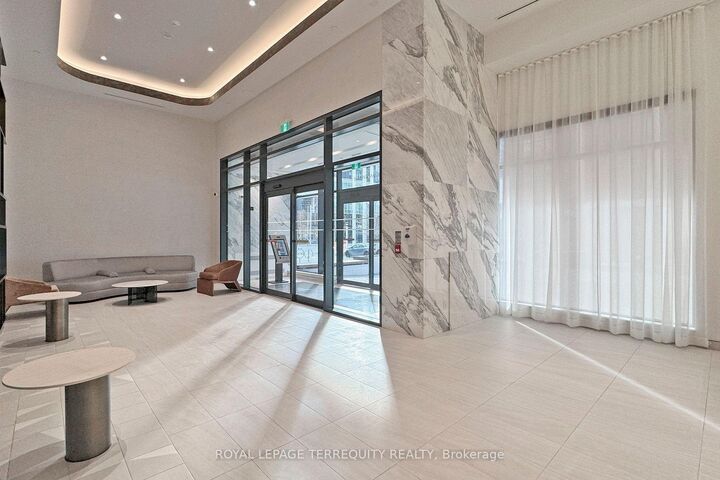 Property Photo:  35 Tubman Avenue 1020  ON M5A 0T1 
