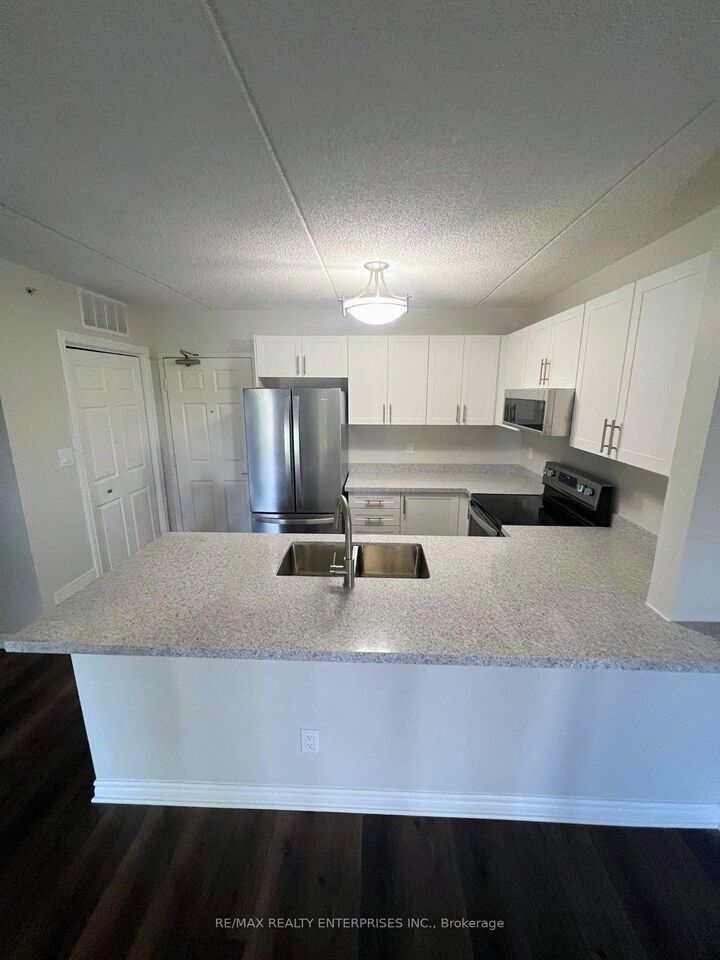 Property Photo:  2035 Appleby Line 209  ON L7L 7G8 