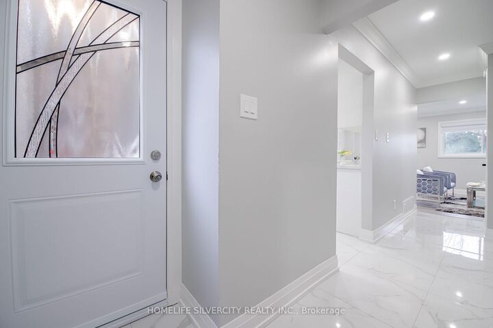 50 Silverbell Grove 4 — photo 1