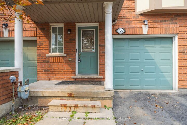 Property Photo: 770 Othello Court # 36 ON L5W 1Y2