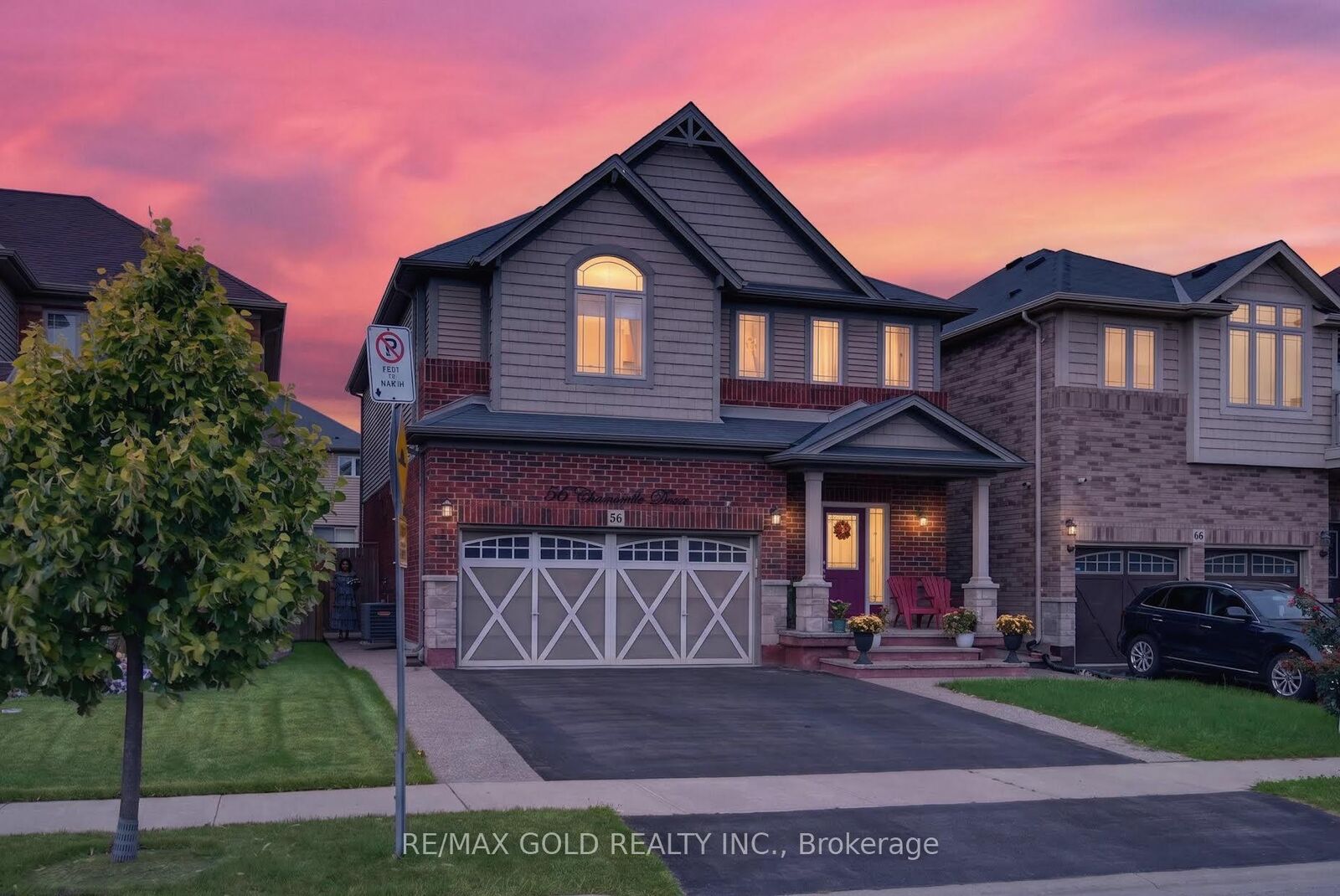 Property Photo: 56 Chamomile Drive ON L8W 0C1